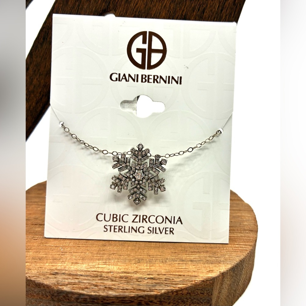 Giani Bernini Sterling Silver Snowflake Necklace NWT